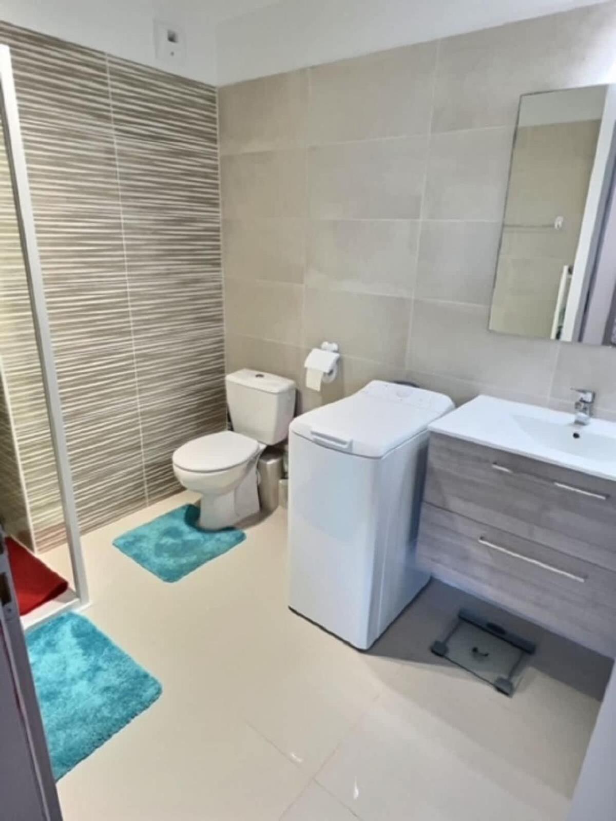 A 150M De La Plage - Coquet Appartement Pour 4 Personnes Виас Екстериор снимка